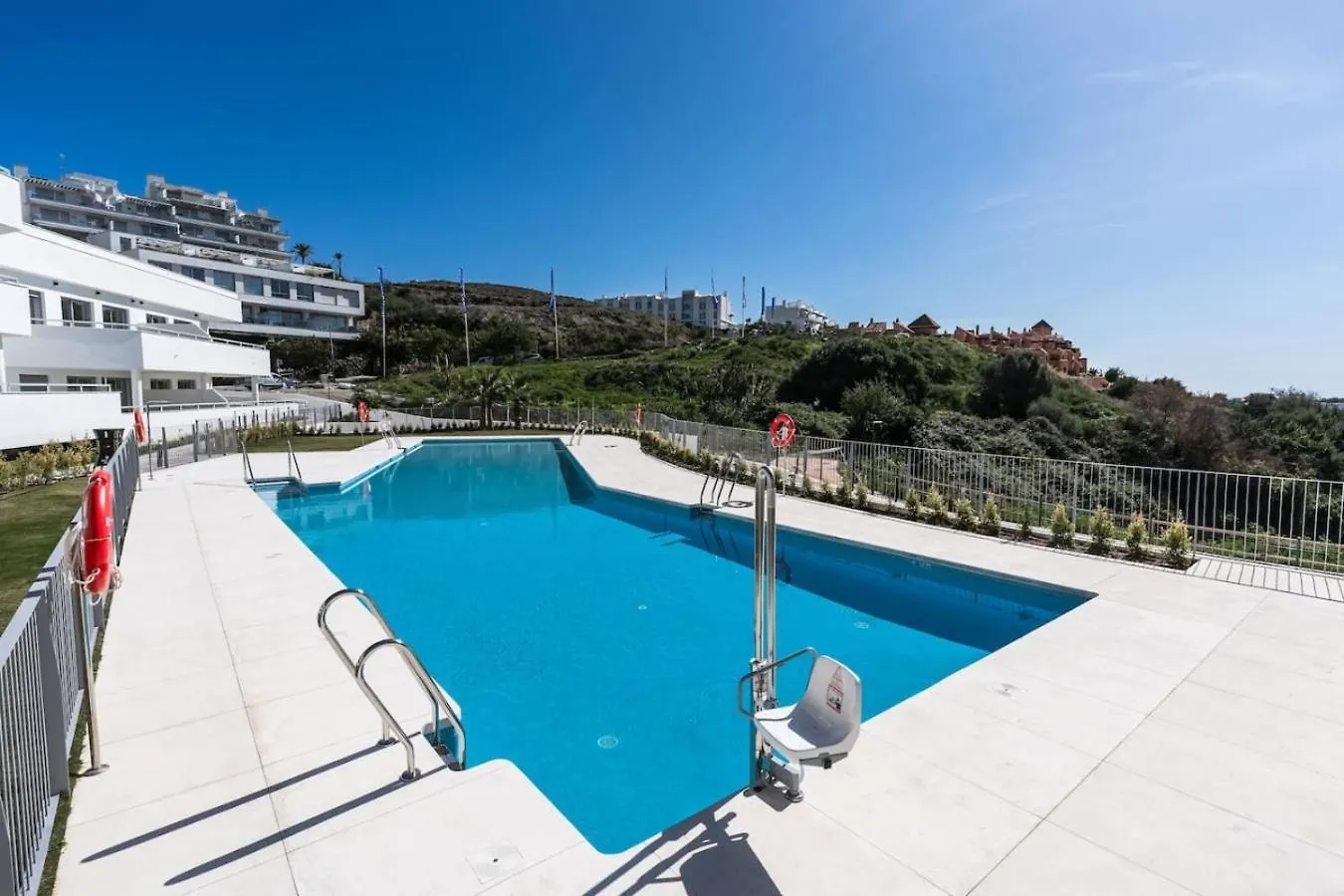 2Br Oceana Gardens Amazing Views Luxury Apt Estepona 0*,  Spanien