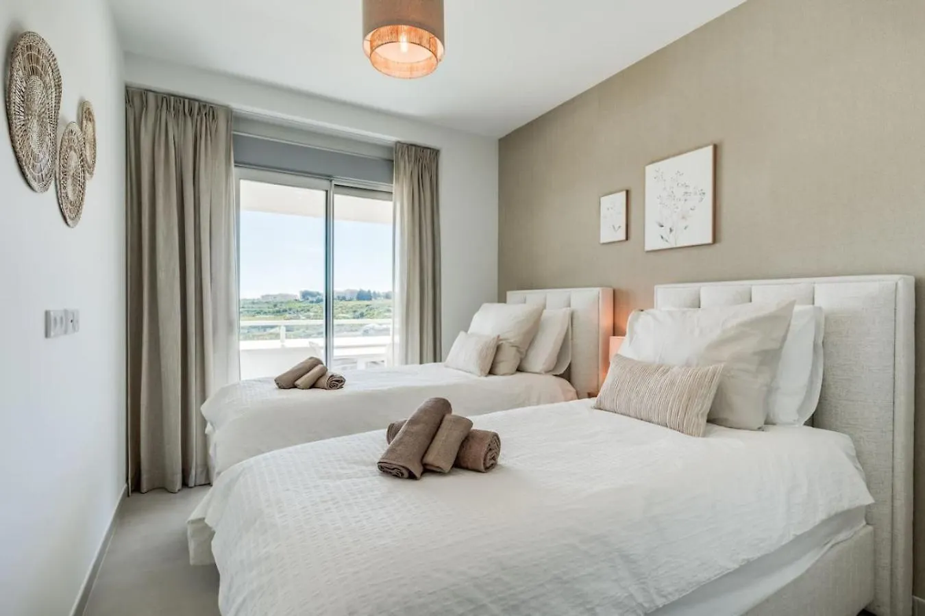Lägenhet 2Br Oceana Gardens Amazing Views Luxury Apt Estepona Spanien