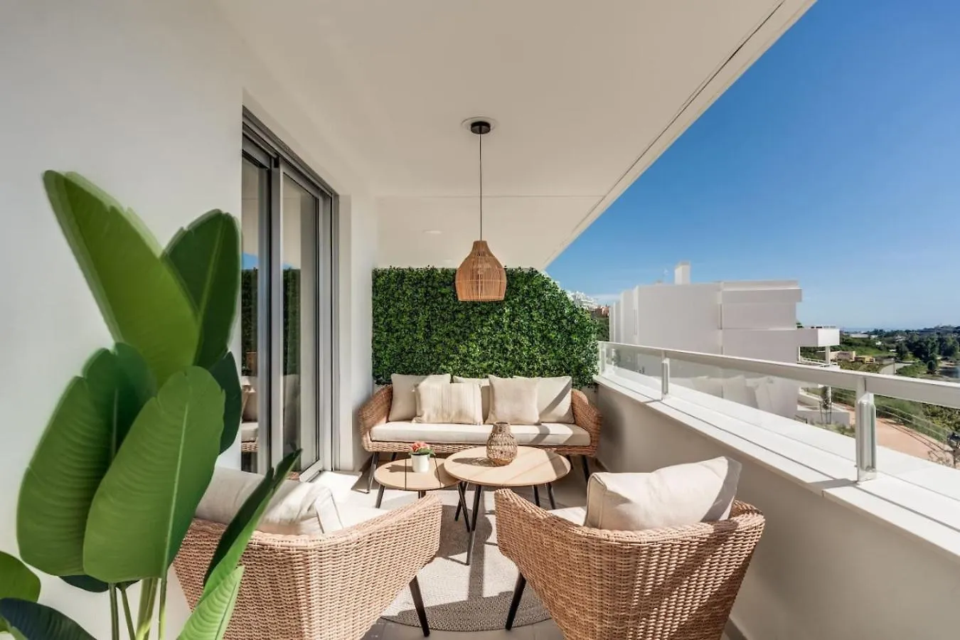2Br Oceana Gardens Amazing Views Luxury Apt Estepona Lägenhet