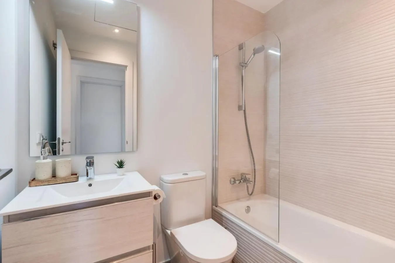 Appartamento 2Br Oceana Gardens Amazing Views Luxury Apt Estepona